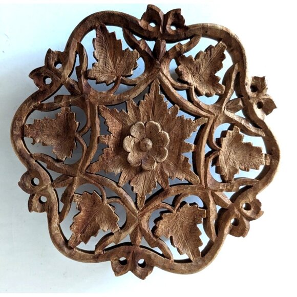 Vintage Rosewood Trivet Stand W. Ball Feet Ornate Carved Flowers And Leaves 7 In - Picture 2 of 6